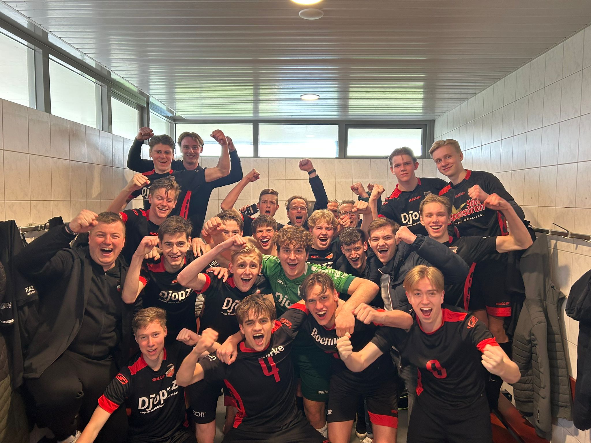 Steun Avanti W. JO19-1 in de bekerfinale!!